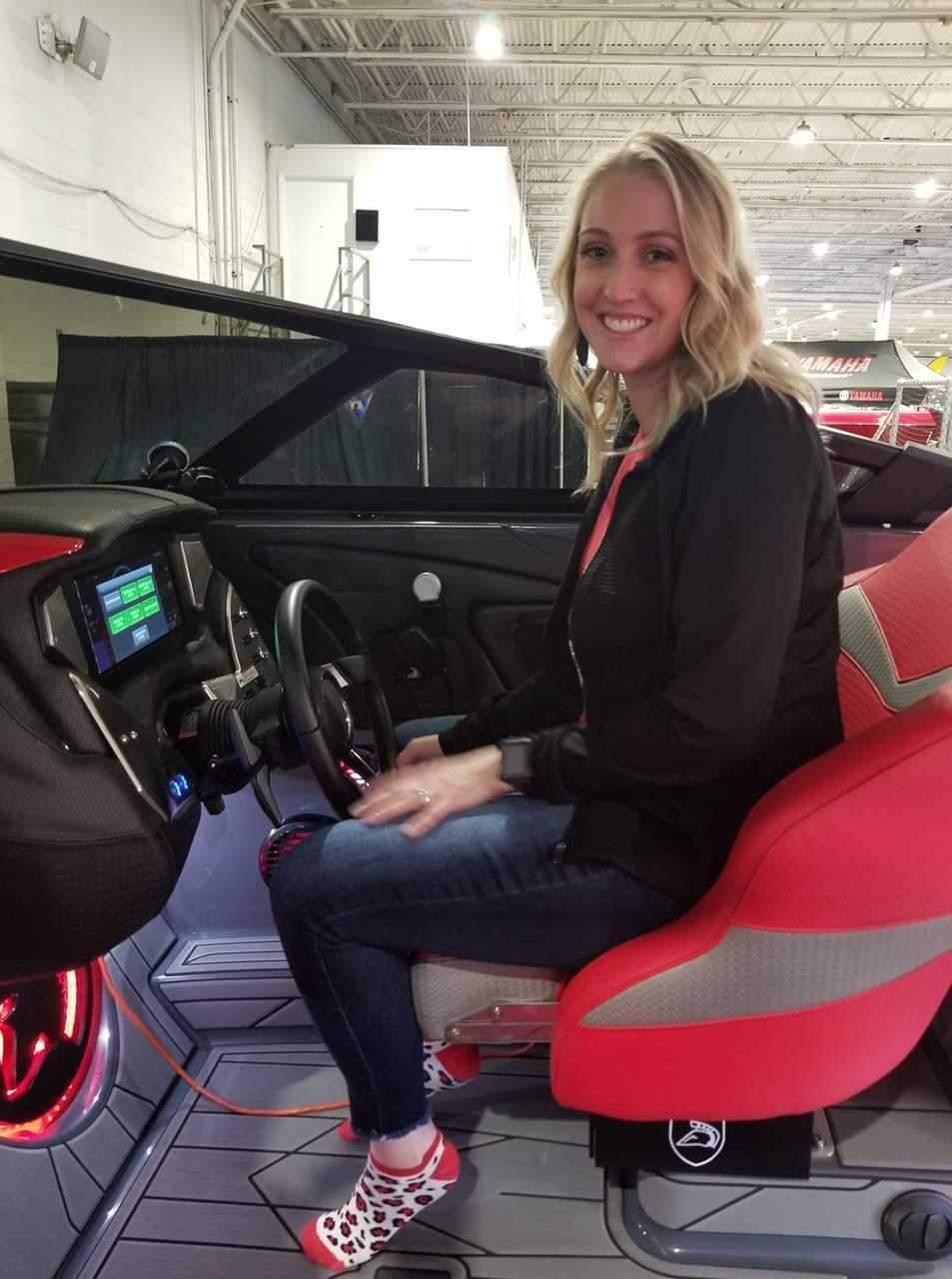 Centurion Boat Seat Lift Make Centurion Boat Seat Higher WakeBallast